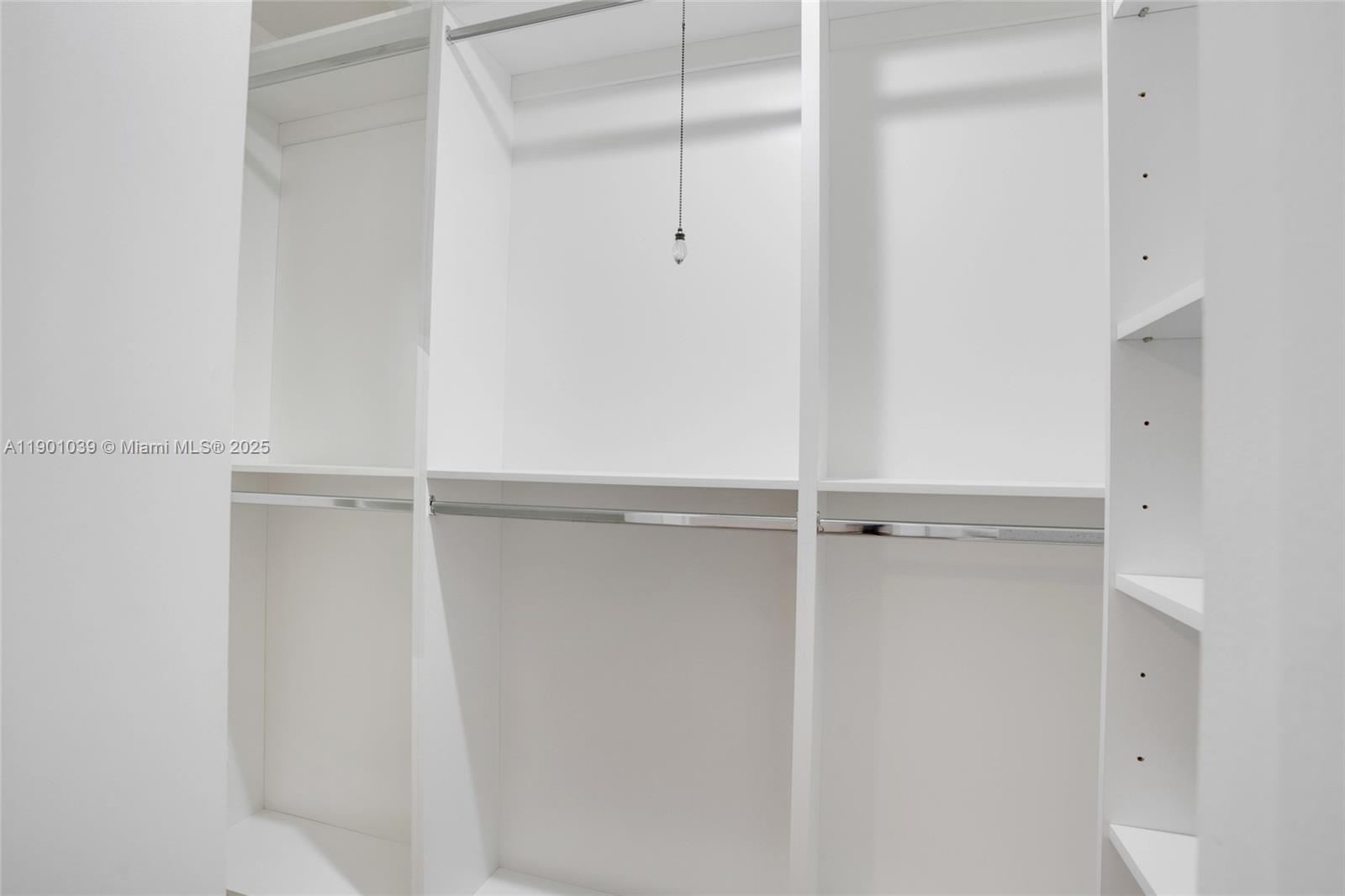 Building Photo - 10440 SW 126th Ave