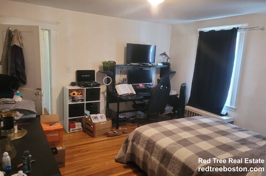 Building Photo - 86 Colborne Rd