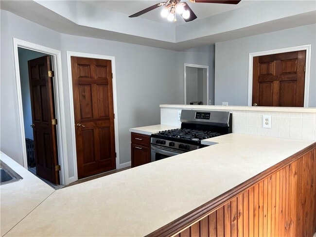 Building Photo - 15 Marion Ter