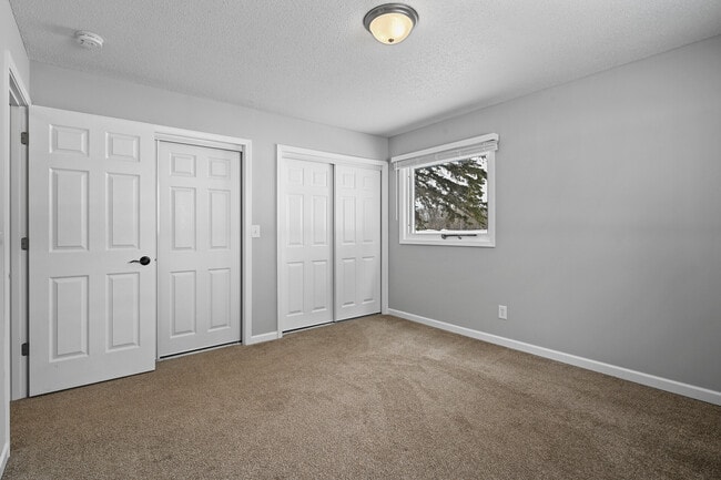 Building Photo - 9402 65th St NE