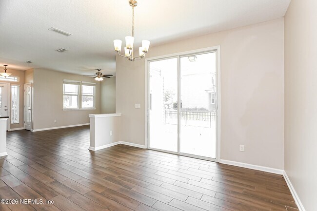 Building Photo - 338 Vineyard Ln
