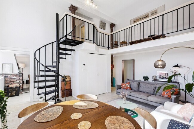 Building Photo - 464-470 Central Ave