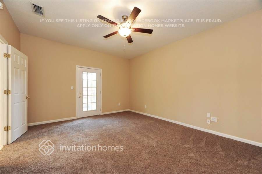 Building Photo - 22447 Kingsley Ln