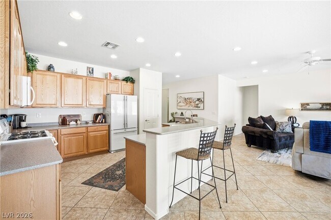 Building Photo - 2635 Solera Moon Dr