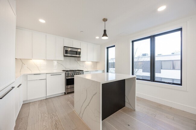 Building Photo - 50 Leo M Birmingham Pkwy