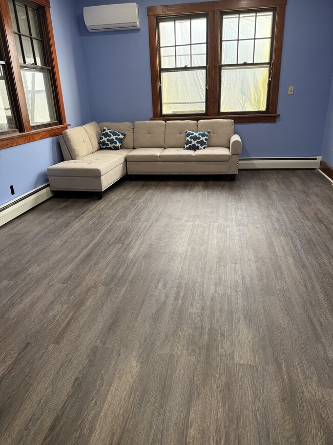 Building Photo - 170 Walker Hill Rd