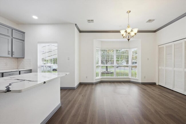 Building Photo - 4506 Glomar Ave