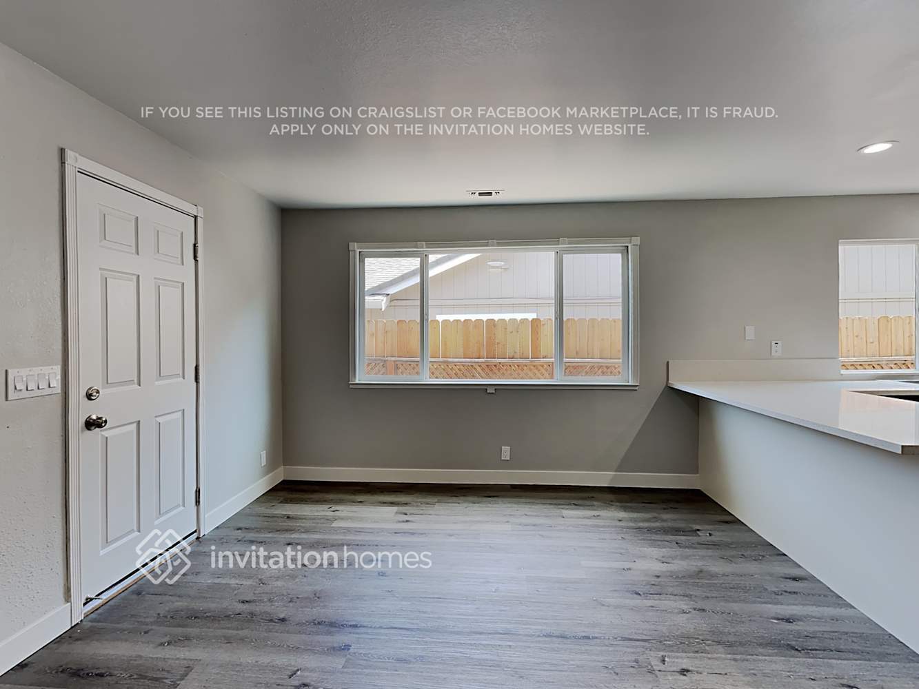 Building Photo - 2701 Hillcrest Dr