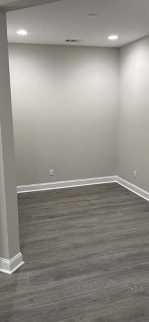 Building Photo - 1696 Shoreside Dr