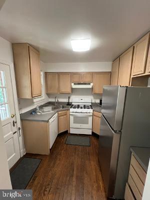 Building Photo - 4724 7th Rd N