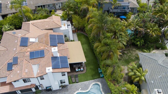 Building Photo - Resort-Style Encinitas Estate with Pool UNFURNISHED