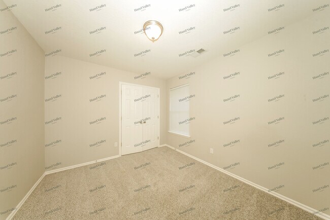 Building Photo - 3417 Shona Way