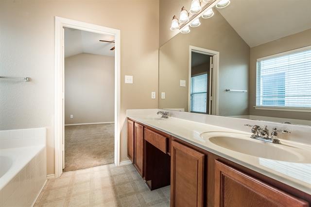 Building Photo - 4241 Summer Star Ln