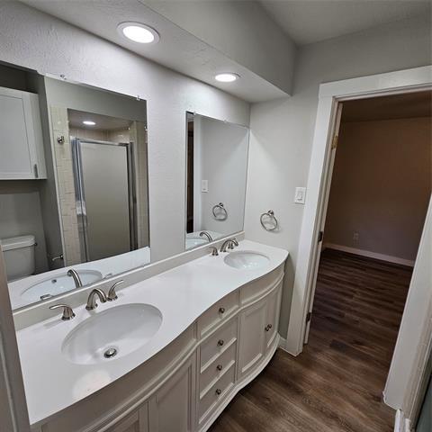 Building Photo - 1614 Matagorda Dr