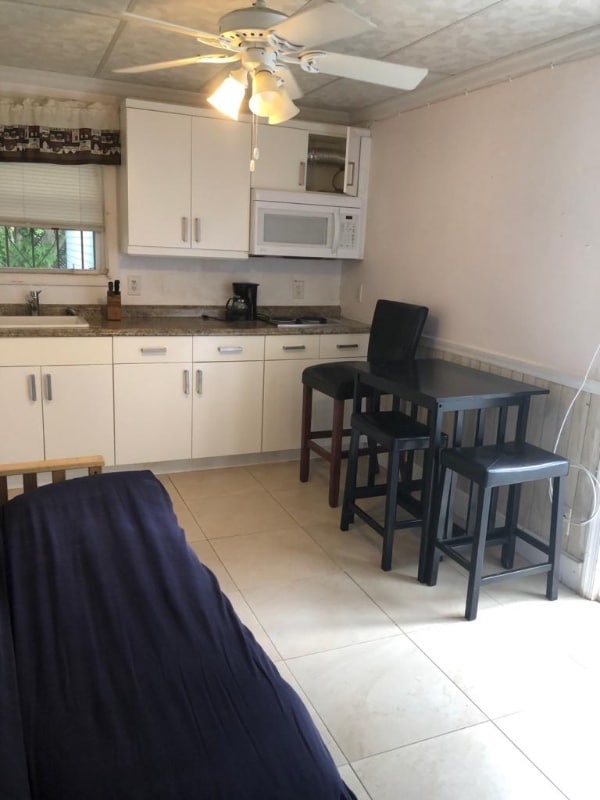 Building Photo - 15 SW 5 St