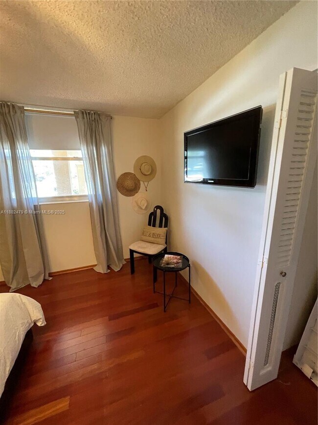 Building Photo - 5301 NW 2nd Ave