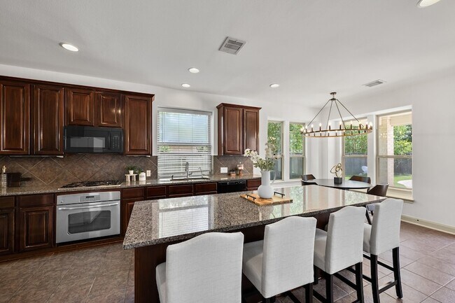 Building Photo - 4603 Red Hawk Ct