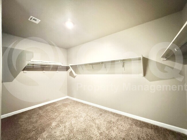 Building Photo - 30932 W Verde Ln