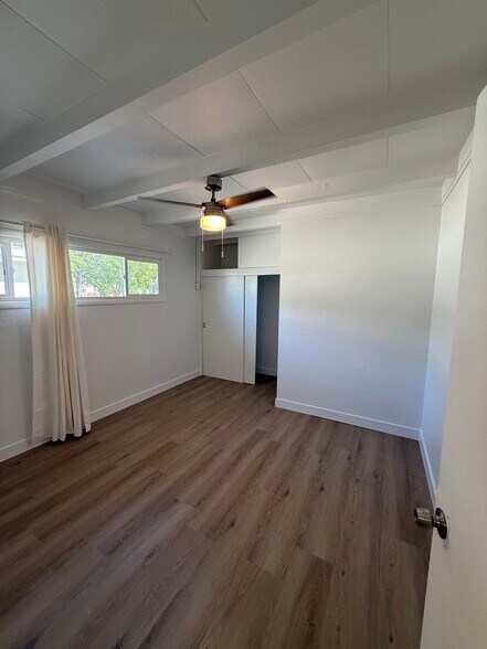 Building Photo - 6015 1st Ave
