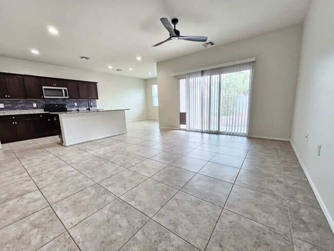 Building Photo - 4bedroom 3bath 2 Story Home with ***19 solar panels for low electric bill***