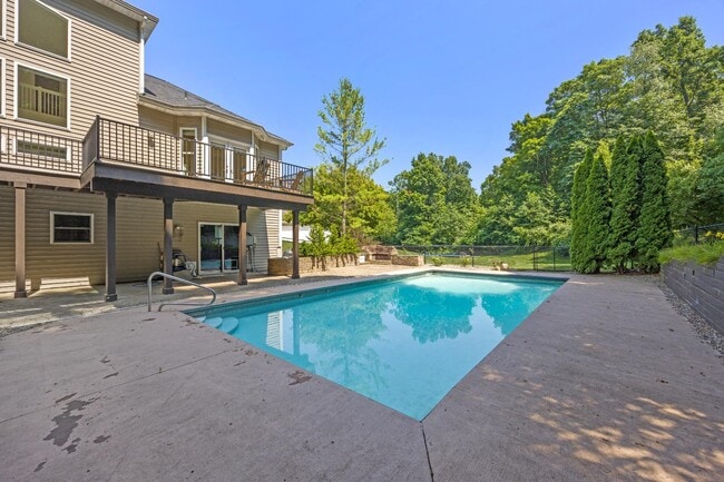 Building Photo - 4440 Whitewood Farms Dr NE