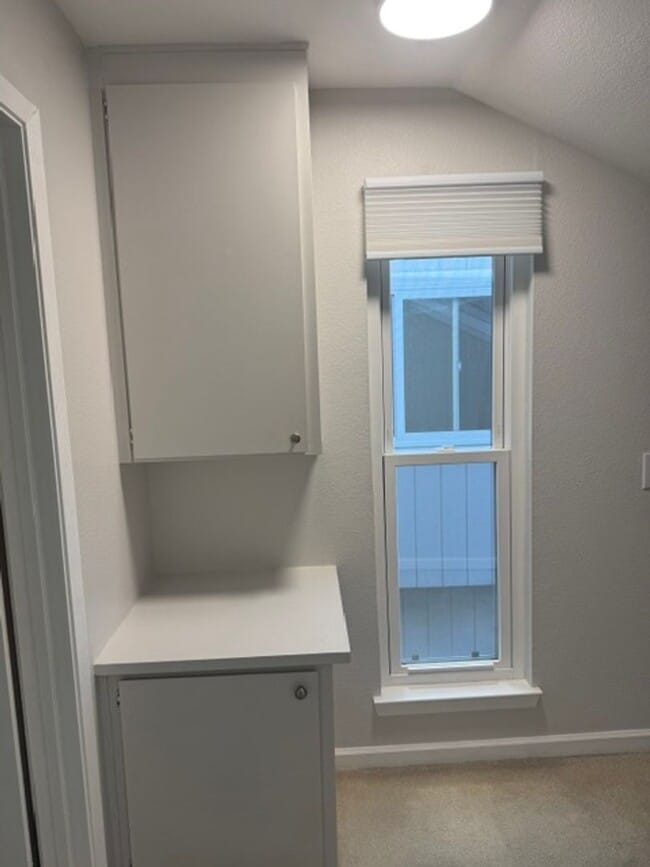Building Photo - Sonoma Racquet Club Circle ~ Gorgeous 2 Bedroom 1.5 Bath in Rohnert Park
