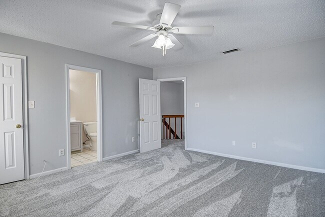 Building Photo - FOR RENT - KEMPSVILLE AREA, VIRGINIA BEACH!