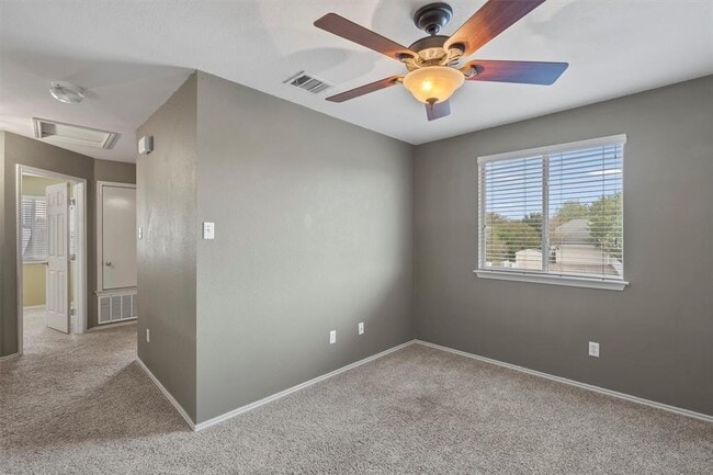 Building Photo - 693 Sampson