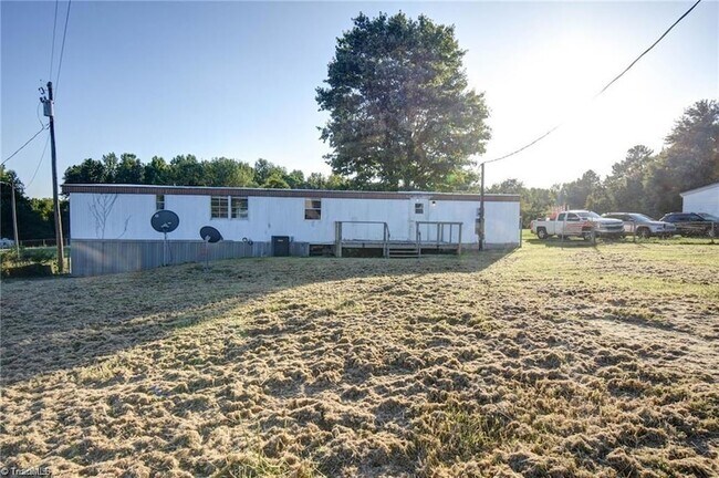 Building Photo - 5626 Spainhour St