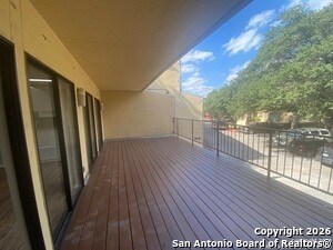 Building Photo - 8642 Fredericksburg Rd