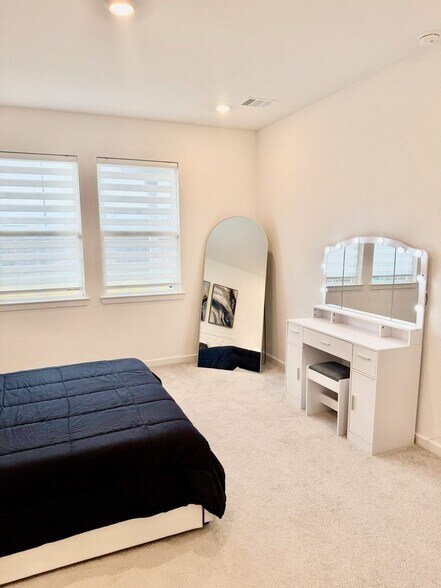 Building Photo - 7558 Magnolia Orchid Ln