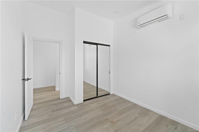 Building Photo - Brand new detached 4 bedroom 2 bath ADU