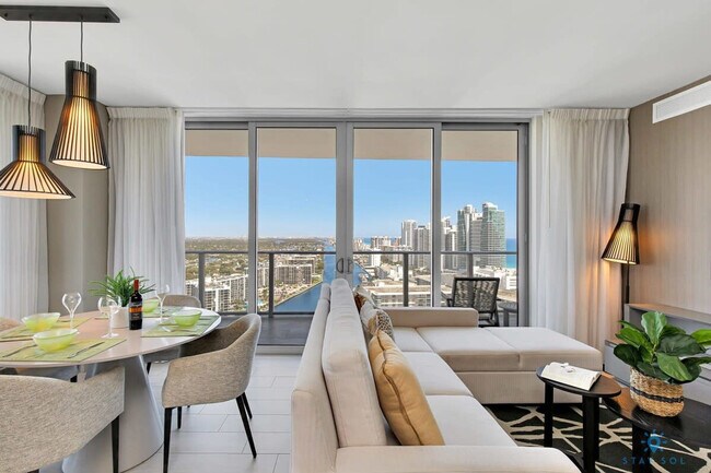 Building Photo - 4010 S Ocean Dr