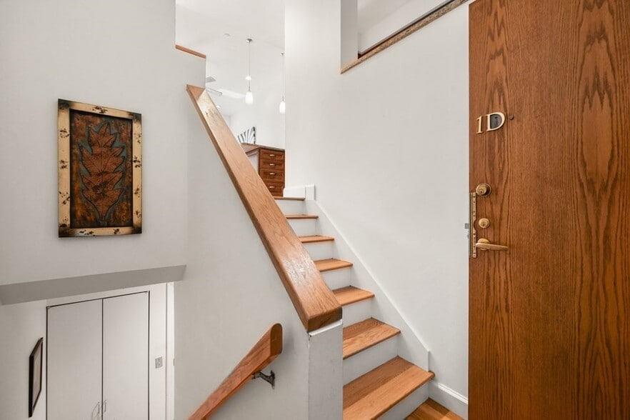 Building Photo - 5 Appleton St