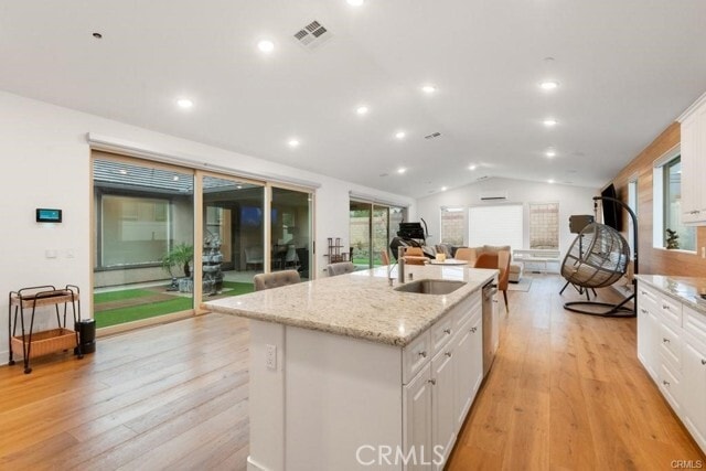 Building Photo - 1322 Melstone St