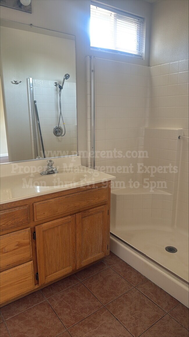 Building Photo - 3287 Amberfield Cir