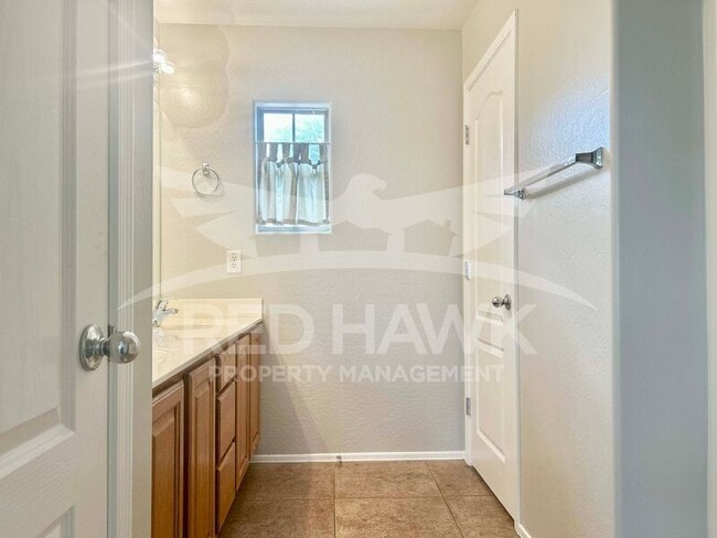 Building Photo - 3678 E Waite Ln