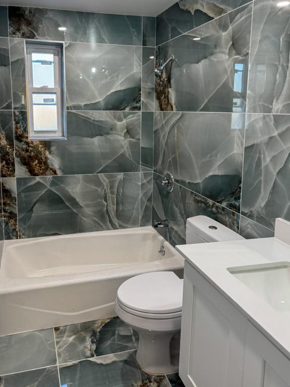 Building Photo - 1824 Rockaway Pkwy