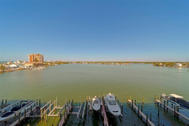 Building Photo - 17735 Gulf Blvd