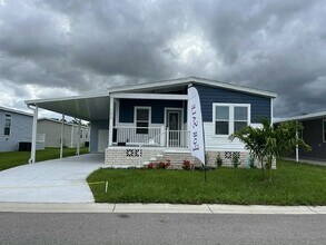 Building Photo - 3618 Vine Trl