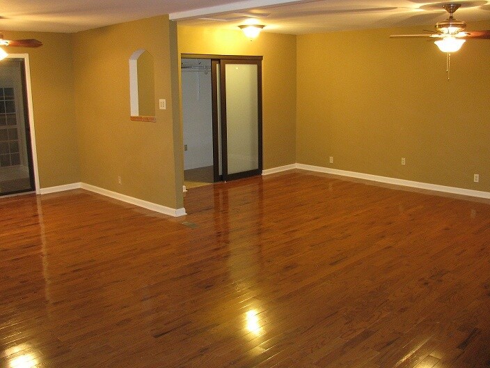 Building Photo - 1036 Roswell Rd