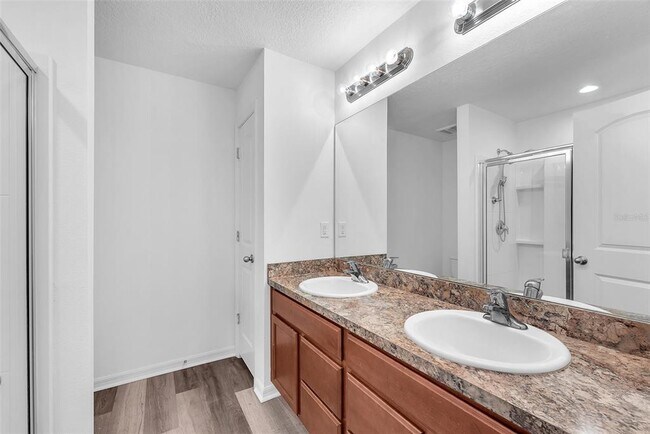 Building Photo - 11908 Winterset Cove Dr