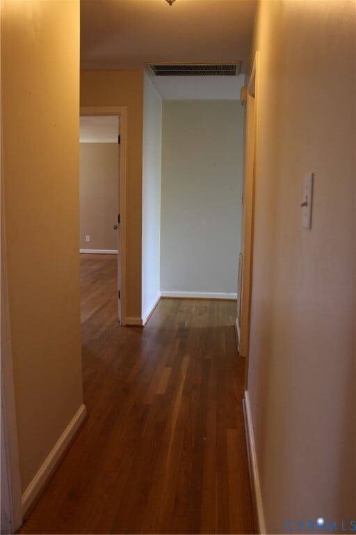 Building Photo - 1301 Canterbury Ln