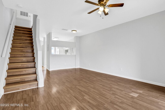 Building Photo - 8230 Dames Point Crossing Blvd