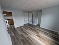 Building Photo - 96 Summer Ave