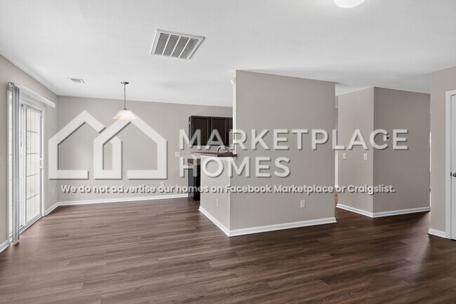Building Photo - 401 Feather Site Ct