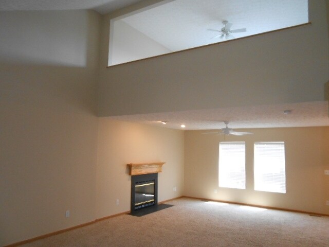 Building Photo - 79 Brooksedge Dr E