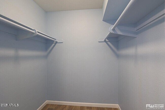Building Photo - 401 Paladin Cir