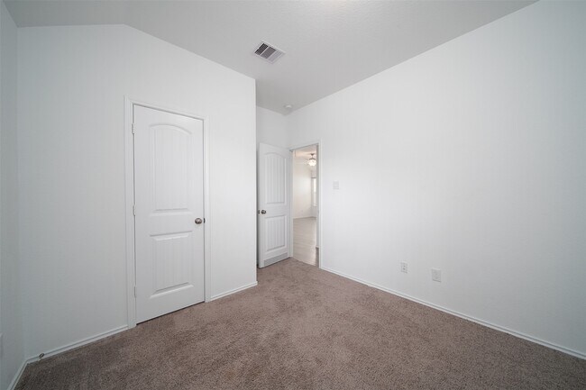 Building Photo - 18450 White Stallion Ln