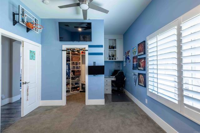 Building Photo - 15263 Presilla Dr